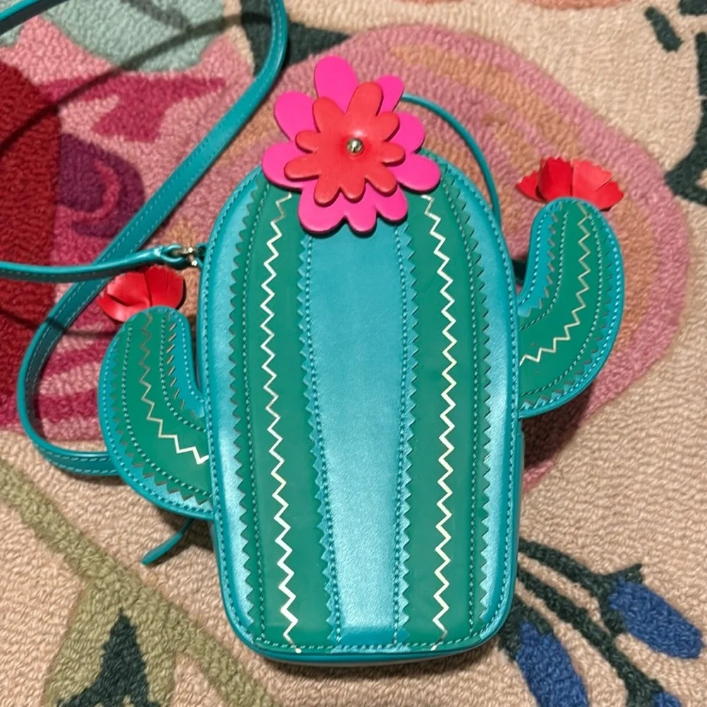 New without tags - Kate Spade Green Cactus Crossbody Bag - Picture 1 of 3